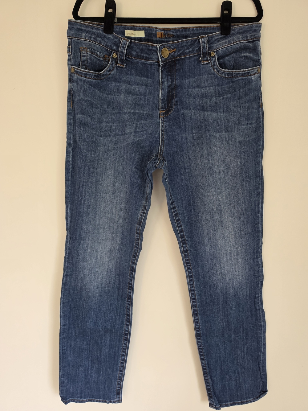 Kut from the Kloth Straight Leg Jeans 16